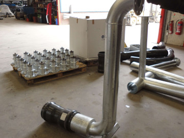 Pump inlet hydrant with coupler